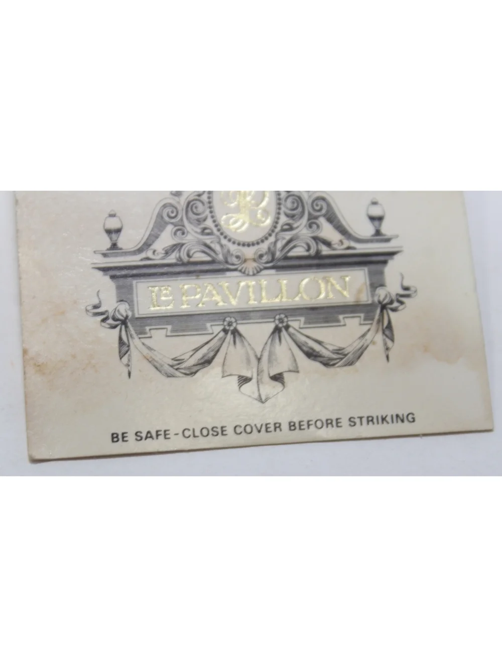 Vintage Matchbook Le Pavillon Hotel Chateaubriand Dining Room New Orleans